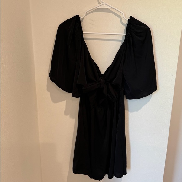 Abercrombie & Fitch Black Angel Sleeve V Neck Bow Mini Skort Romper Dress SZ XS - Picture 7 of 10